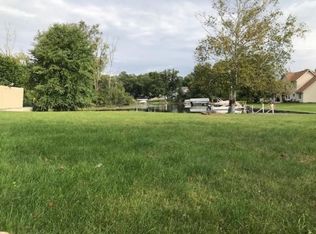 2 Bayshore Dr, Battle Creek, MI 49015