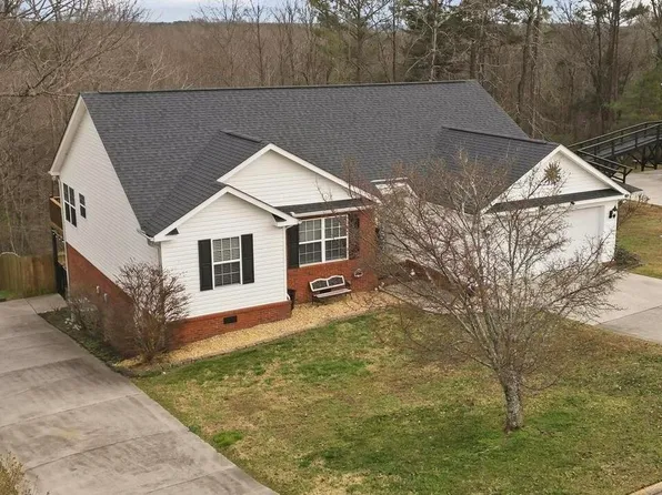 318 Eaglebend Dr, Cohutta, GA 30710