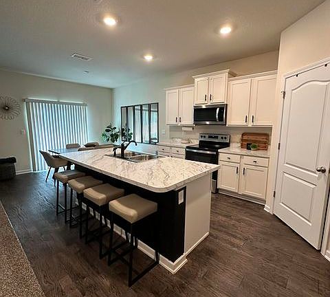Kitchen with large island!!