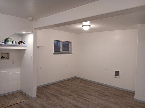 4th image of 610 Tower St #1/2