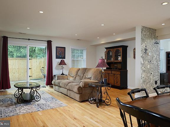 3rd image of 530 Azalea Dr #42
