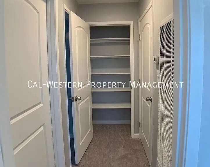 665 Kirkland Dr #10 — Photo 14