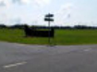 101 Oyster Bay Cir, Mount Olive, NC 28365