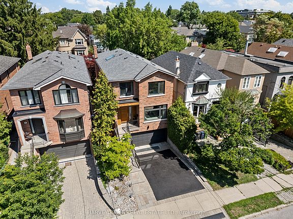 3rd image of 434 Bedford Park Ave