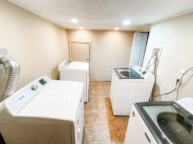 2109 Harbert Ave #3 — Photo 16