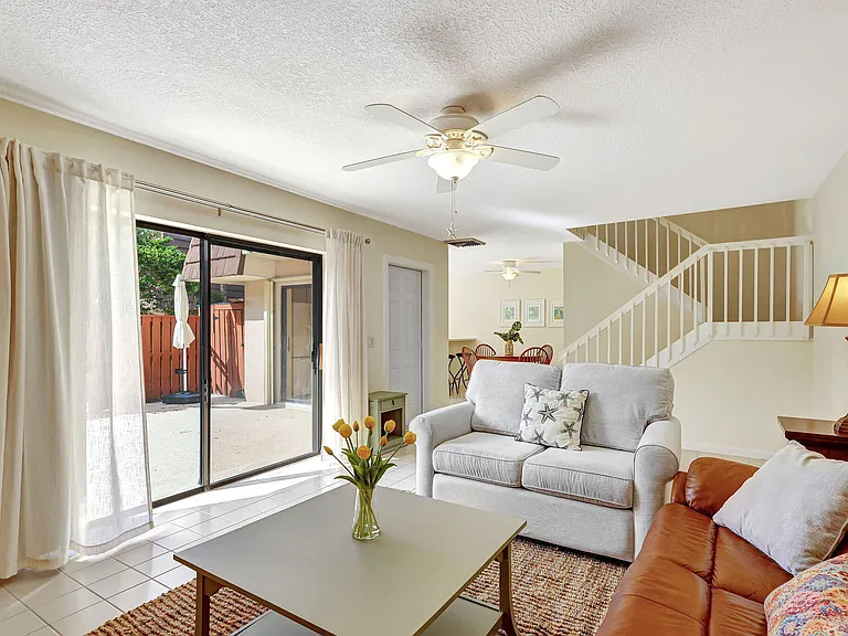 2332 23rd Ct #57D — Photo 8