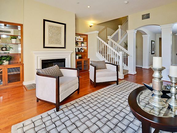 4th image of 356 Santana Row APT 301