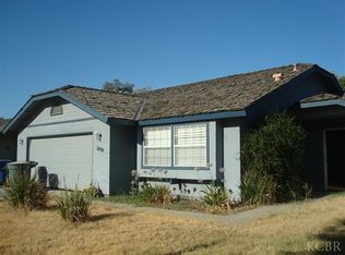 1490 Belinda Dr, Lemoore, CA 93245