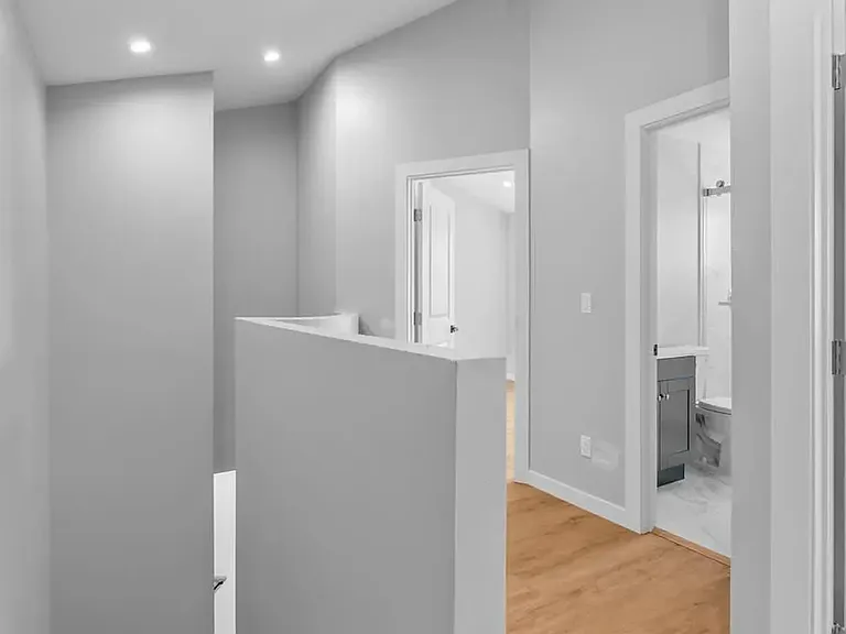1138 Atwater St — Photo 7