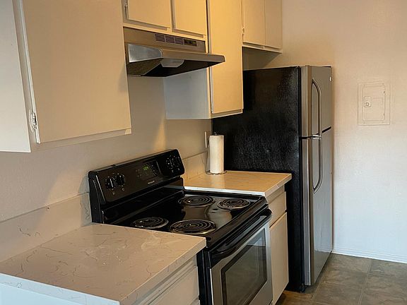 4th image of 5460 White Oak Ave Unit C306