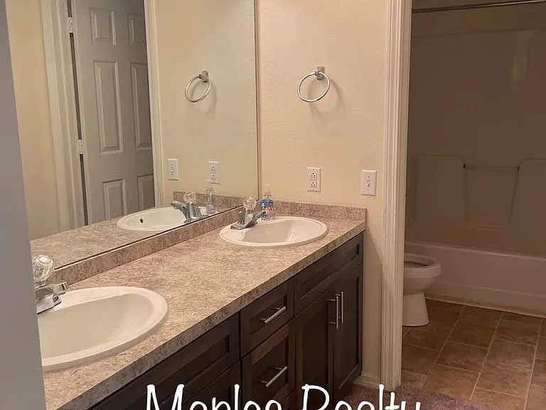 510 Abby Ln #3 — Photo 4