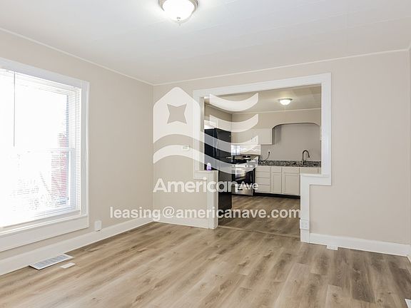 1449983_004_wm_-_living_room_13606081.jpg