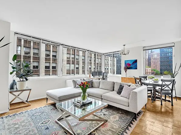 235 E 40th St APT 11G, New York, NY 10016