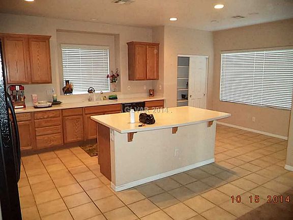 4th image of 7590 Kenwood Hills Ct
