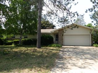 809 N Ohio Ave, Gaylord, MI 49735