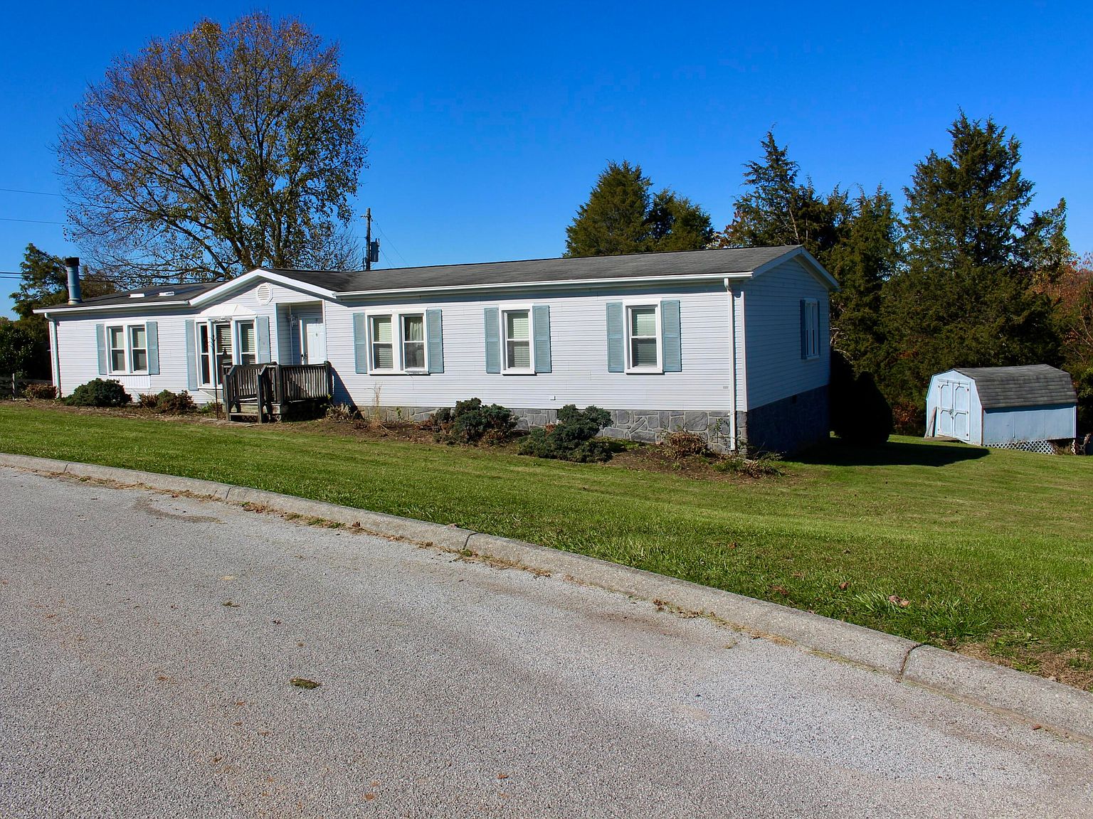 201 Wesley Dr, Piney Flats, TN 37686 Zillow