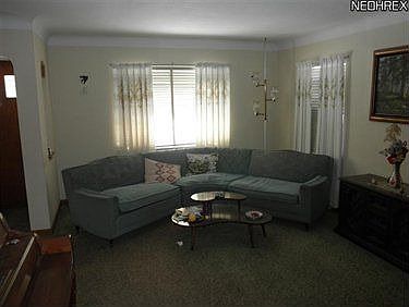 3rd image of 5802 Vandalia Ave