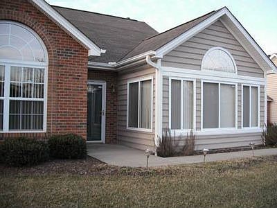 1st image of 206 Avonlea Pl