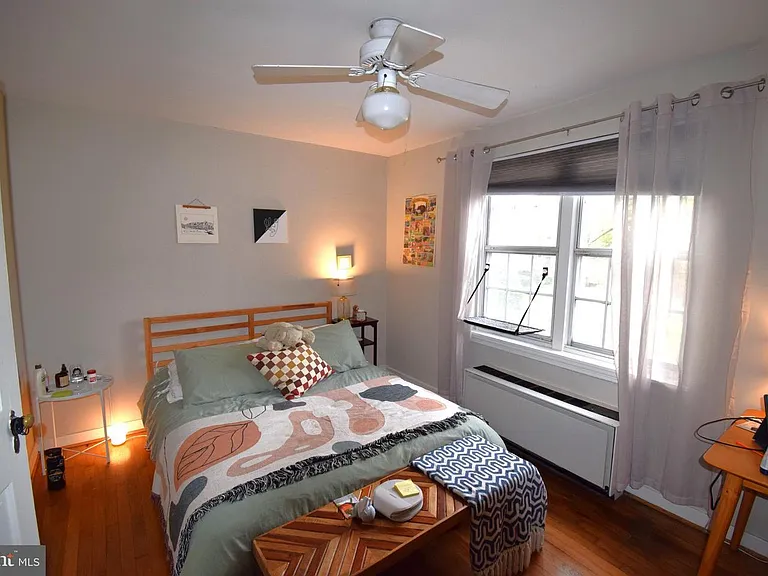 115 E Glebe Rd — Photo 7