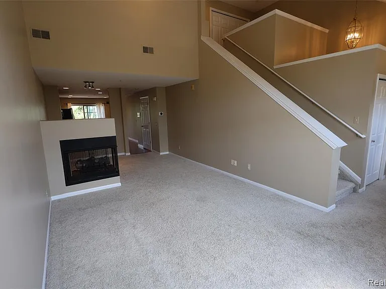 39460 Springwater Dr — Photo 9