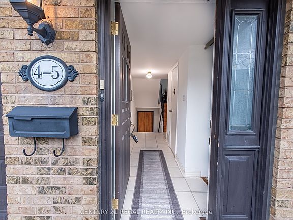 3rd image of 4 Bradbrook Rd #5