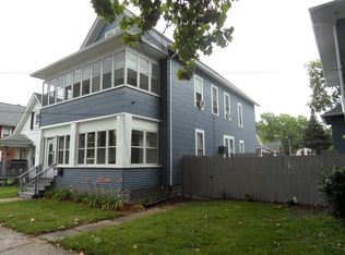 628 Concord St, Aurora, IL 60505