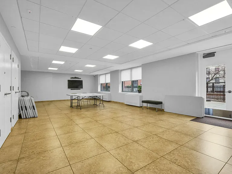 837 Washington Ave #4B — Photo 9
