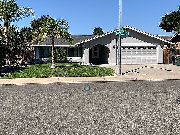 2nd image of 2713 Coral Oak Dr