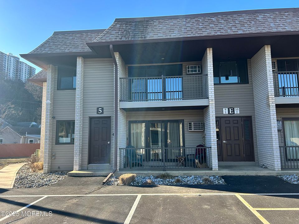 1st image of 330 Shore Dr APT E-9