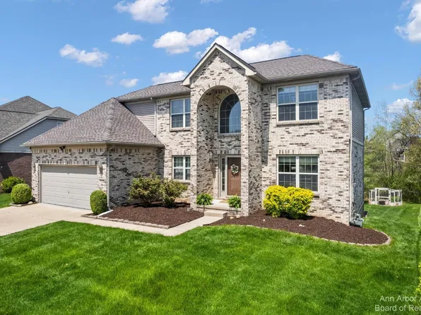631 Park Lane Rd, Chelsea, MI 48118
