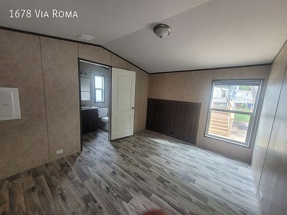 4th image of 1678 Via Roma Dr