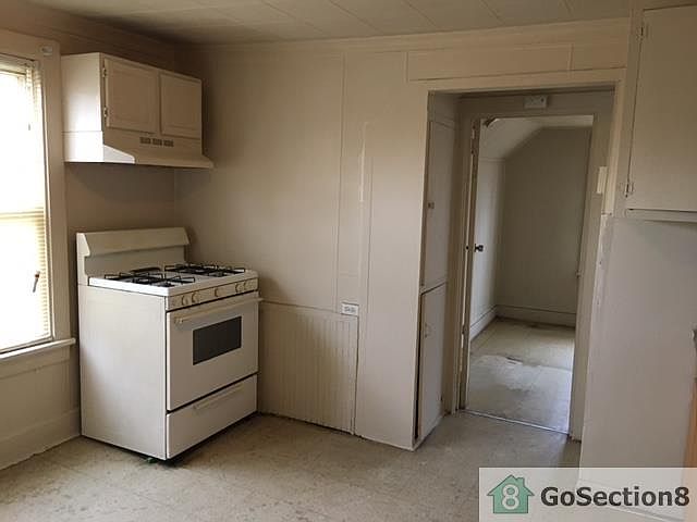1st image of 45 N Jackson St #1F