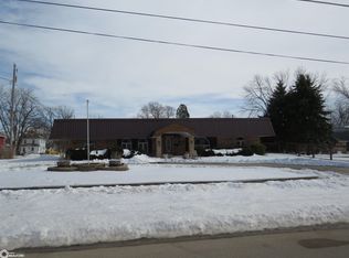 404 5th St SW, Hampton, IA 50441