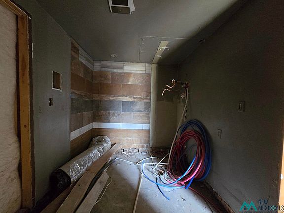 5th image of 1012 N Richard St