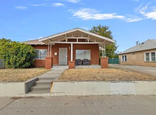 1211 E Clinton Ave, Fresno, CA 93704
