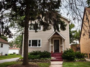 34 N Lincoln St APT 1, Westmont, IL