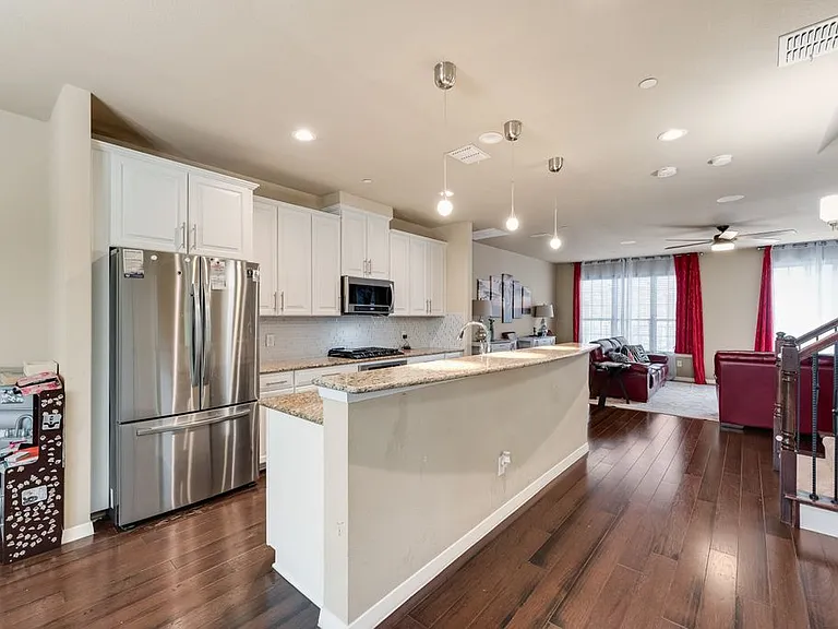 3895 Asbury Ln — Photo 2