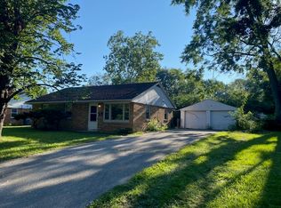 1316 Williamsburg Dr, Champaign, IL