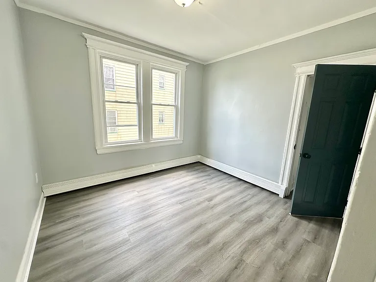 169 Johnson Ave #2R — Photo 7