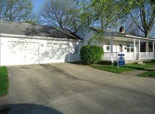 401 Walnut St, Hope, IN 47246