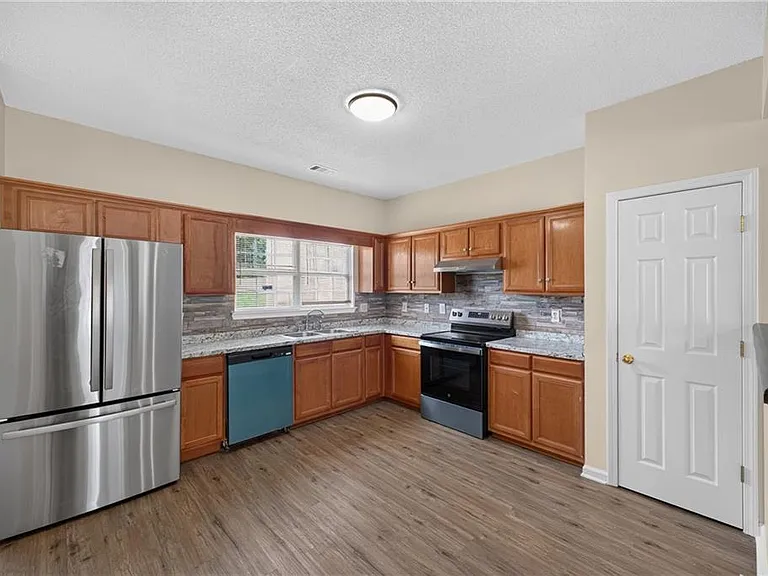 1471 Riverrock Trl — Photo 6