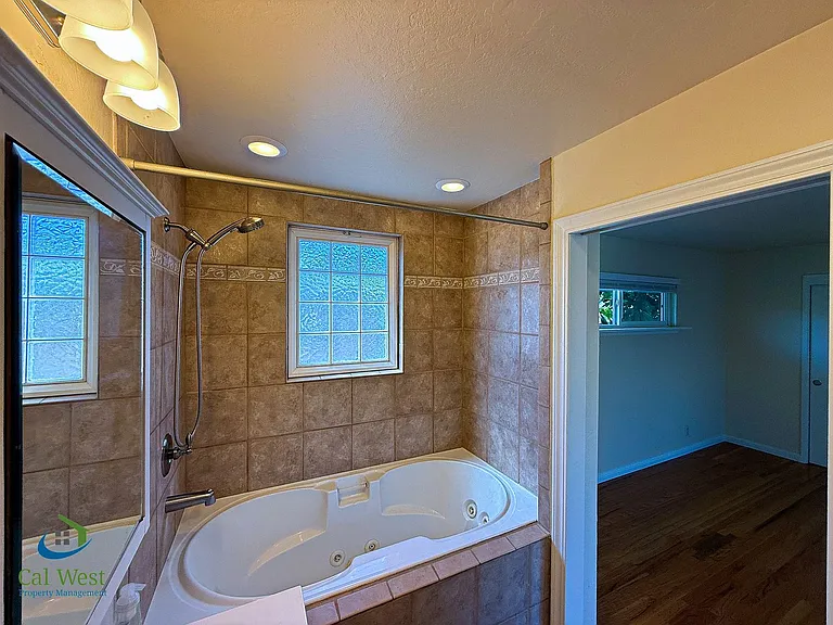 5331 Rimwood Dr — Photo 38