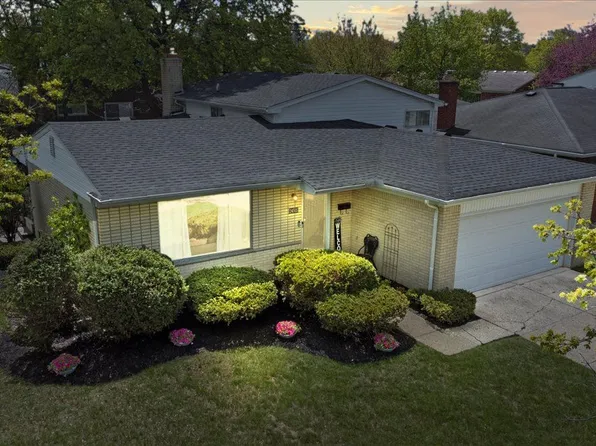 24505 Lyndon, Redford, MI 48239