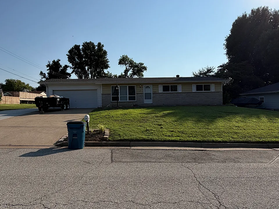 118 Connie Dr