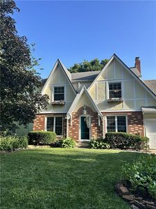 439 E 80th St, Kansas City, MO, 64131