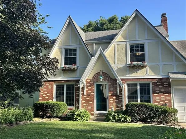 439 E 80th St, Kansas City, MO 64131