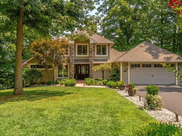 1355 Cliffside Dr, Russell Springs, KY 42642