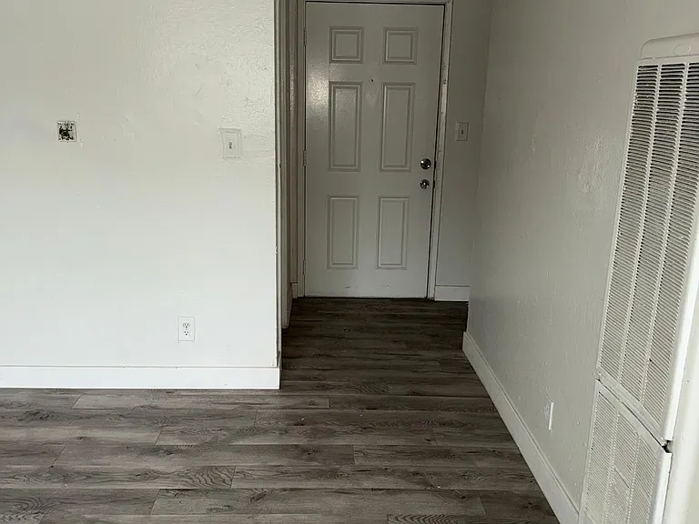 817 E Channel St #1 — Photo 8