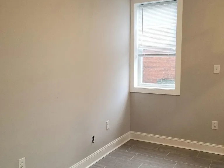 5102 Webster St #2F — Photo 16