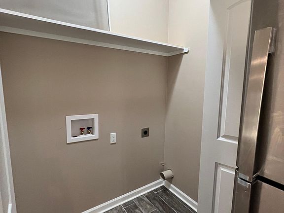 5th image of 9029 Palmetto St